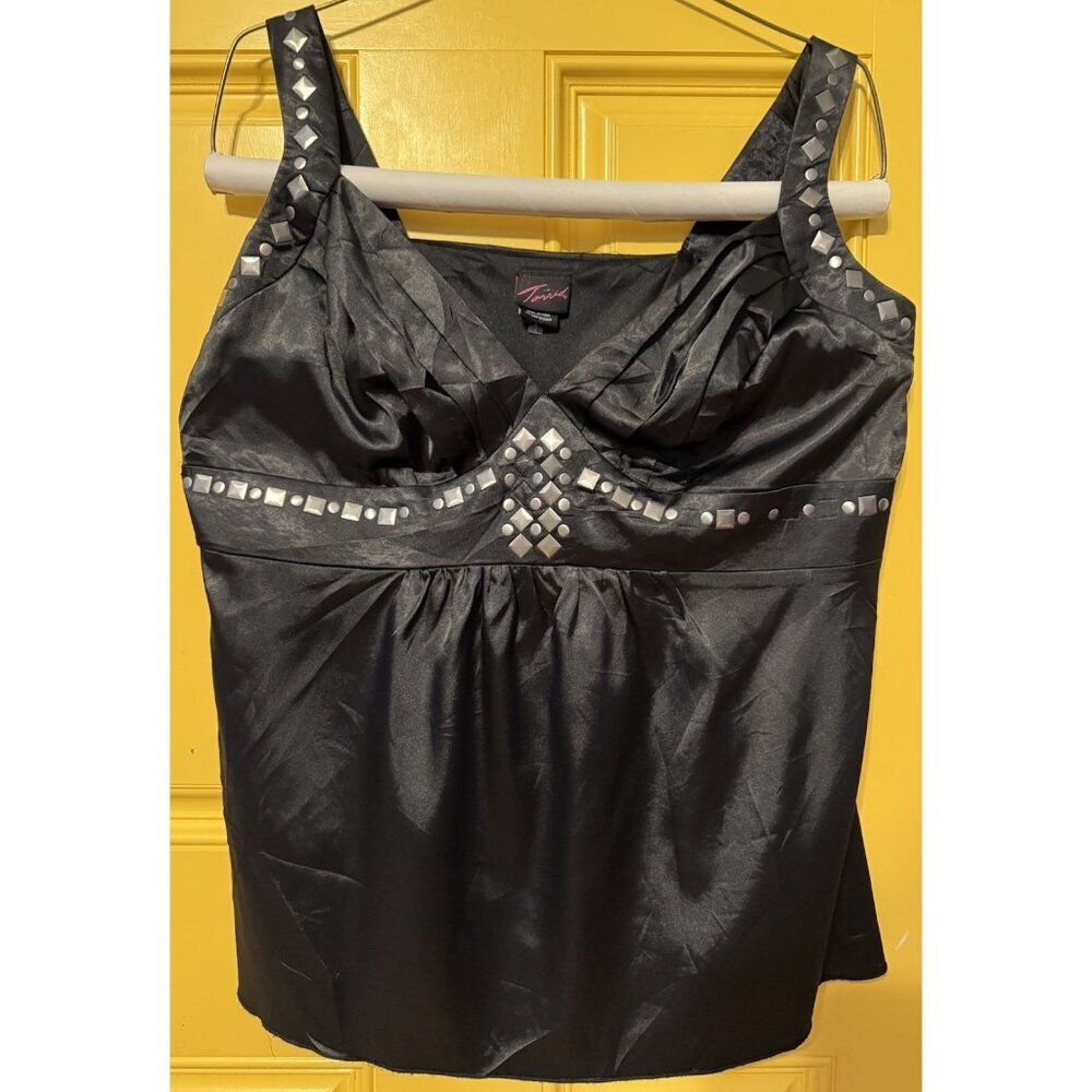 TORRID Shell Top Blouse Silky Beaded‎ Statement Elegant Evening Black Size 2
